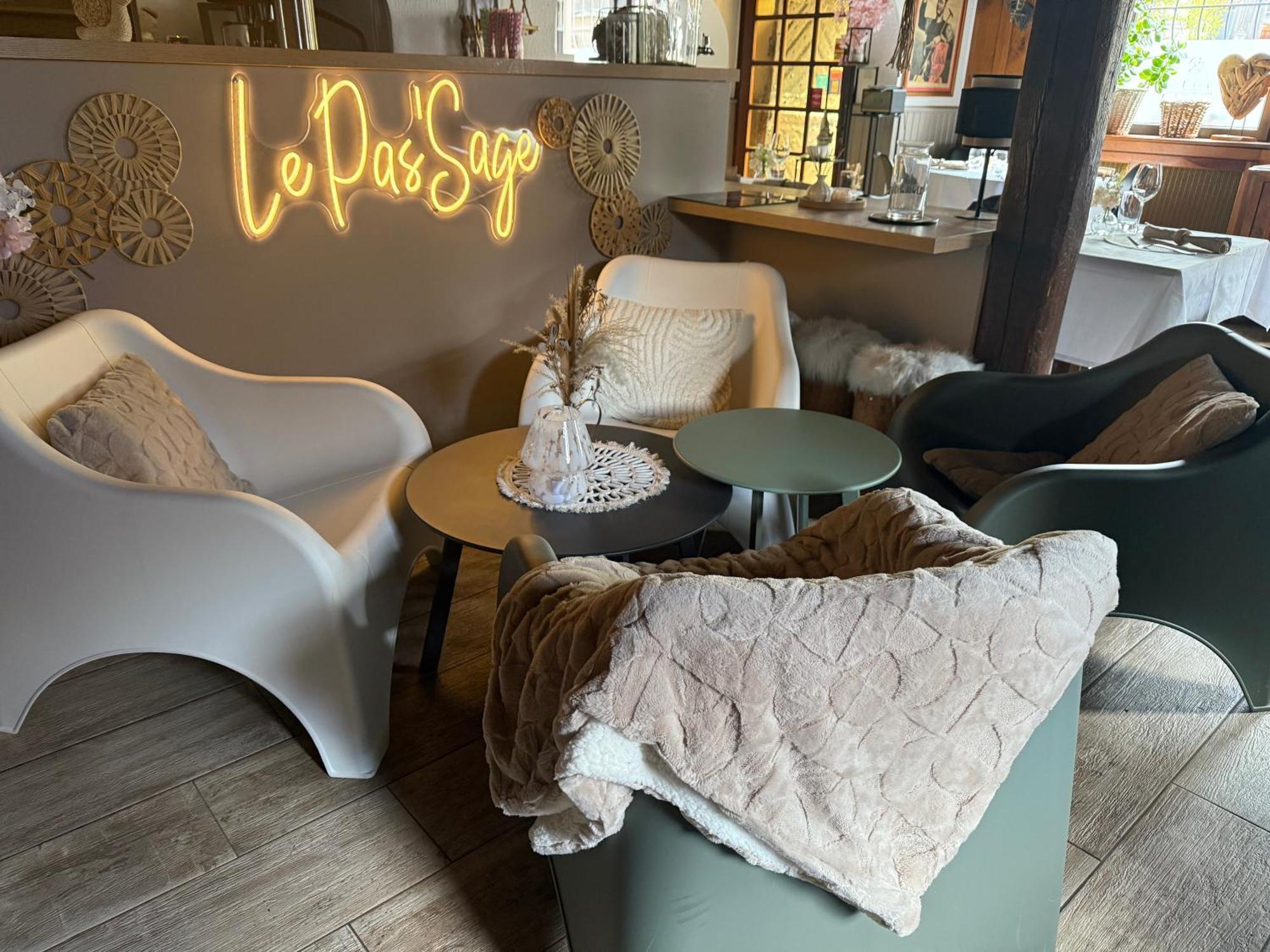 Hotel Wistub Le Passage سانت-ماري-أو-مين المظهر الخارجي الصورة
