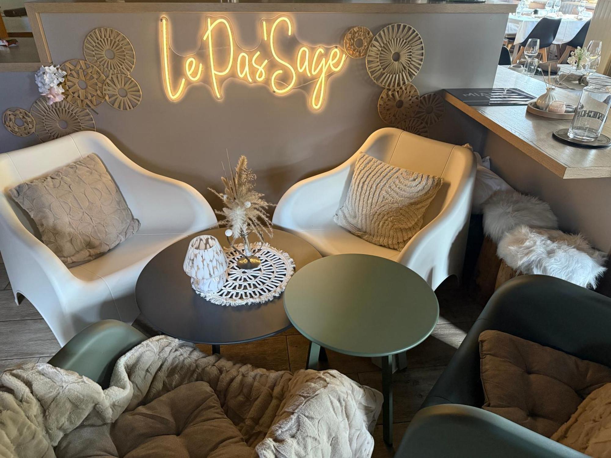 Hotel Wistub Le Passage سانت-ماري-أو-مين المظهر الخارجي الصورة